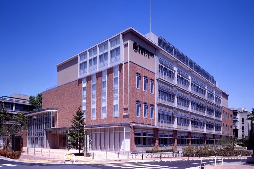 世田谷区砧総合支所・区民会館
