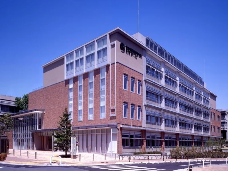 世田谷区砧総合支所・区民会館